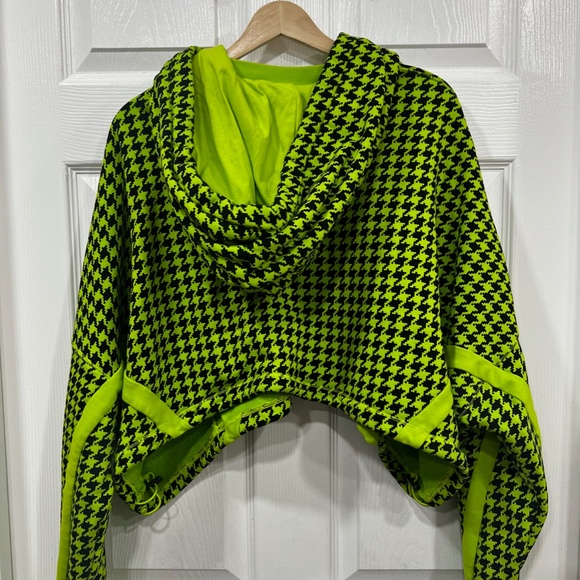 IVY PARK Neon Green and Black Houndstooth Hoodie - Picture 2 of 9